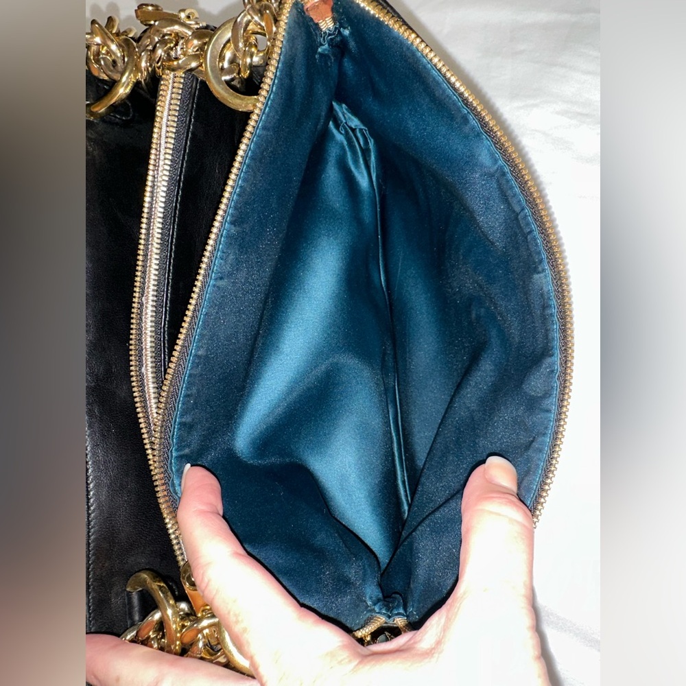 HENRI BENDEL NO. 7 PETITE QUILTED SHOULDER BAG W/ GOLD CHAIN TURQUOISE INTERIOR - Picture 12 of 17